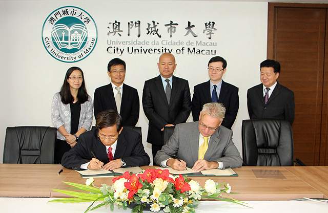OUDCE and CUM jointly established “Oxford – Macau Centre for Advanced Global Studies”